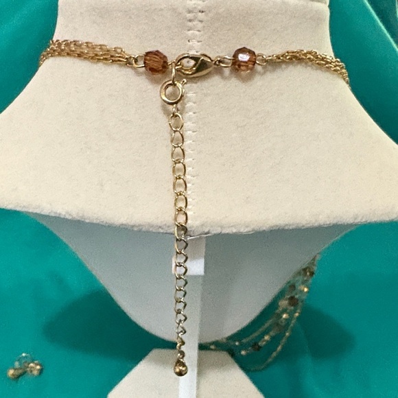 Vintage Avon, Luxurious Golden, Multistrand, Necklace & Earrings Set NIB - Picture 2 of 9